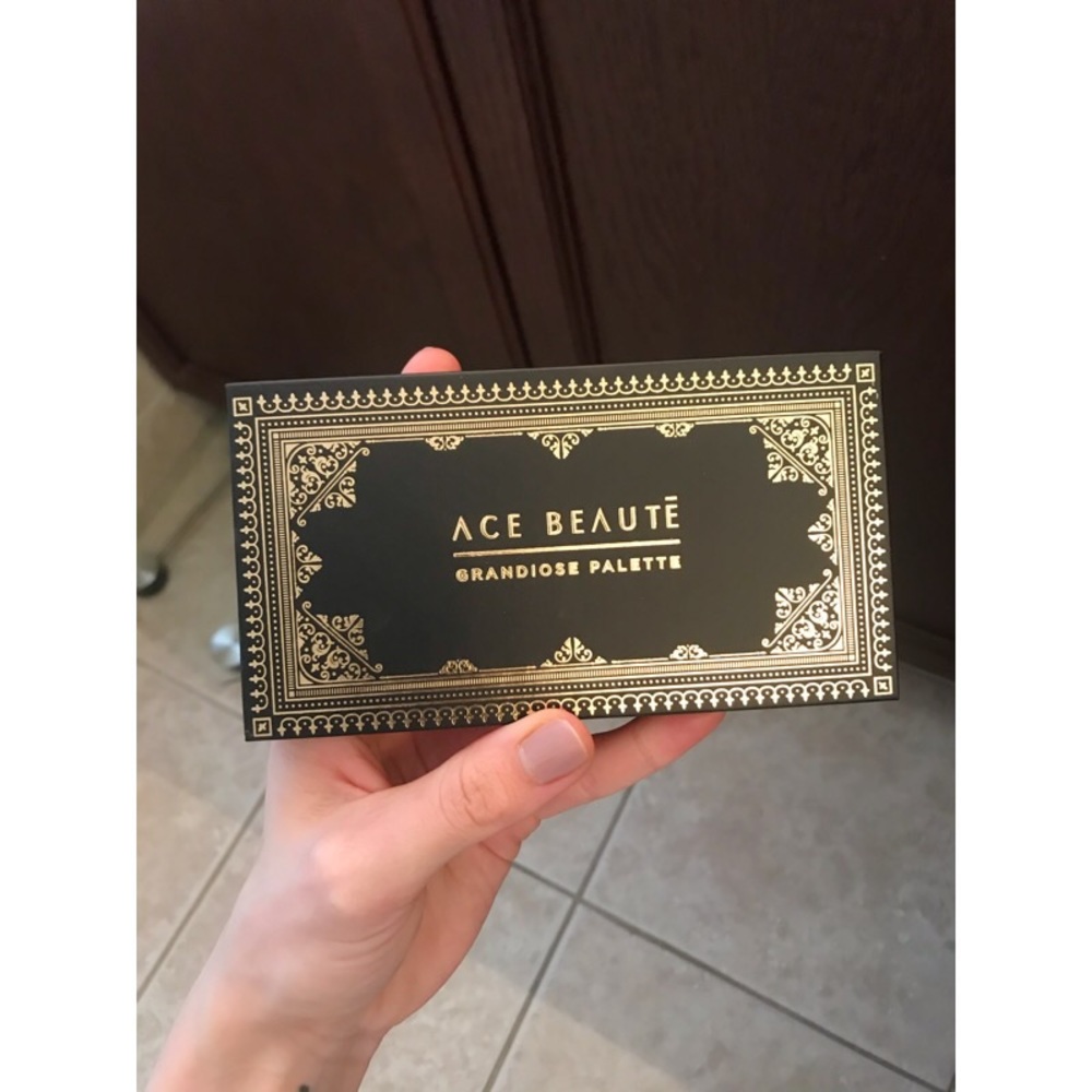 BRAND NEW‼️ Ace Beauté Eyeshadow Palette
